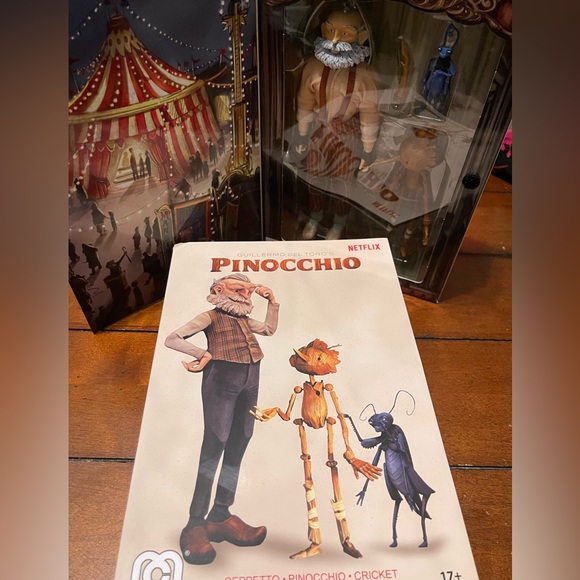 Guillermo del Toro PINOCCHIO limited Edition Set OSCAR Winner 2023 NWT - Picture 3 of 13